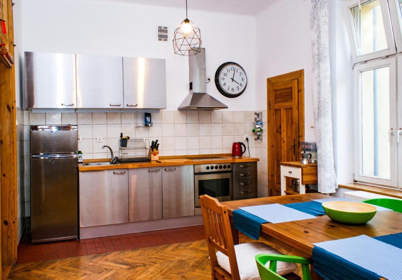 Large And Cozy Apartment 60 M2, Cracow Old Town كراكوفيا المظهر الخارجي الصورة