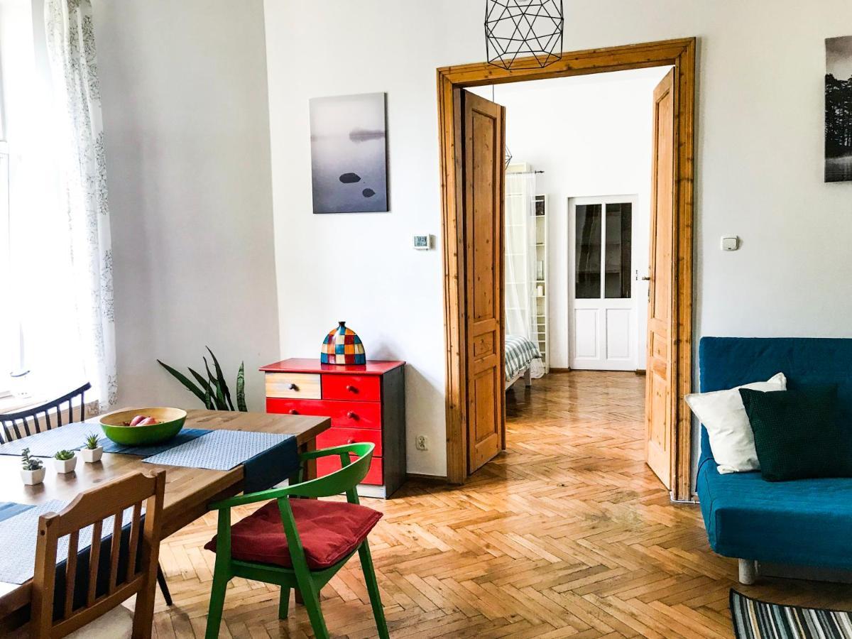 Large And Cozy Apartment 60 M2, Cracow Old Town كراكوفيا المظهر الخارجي الصورة